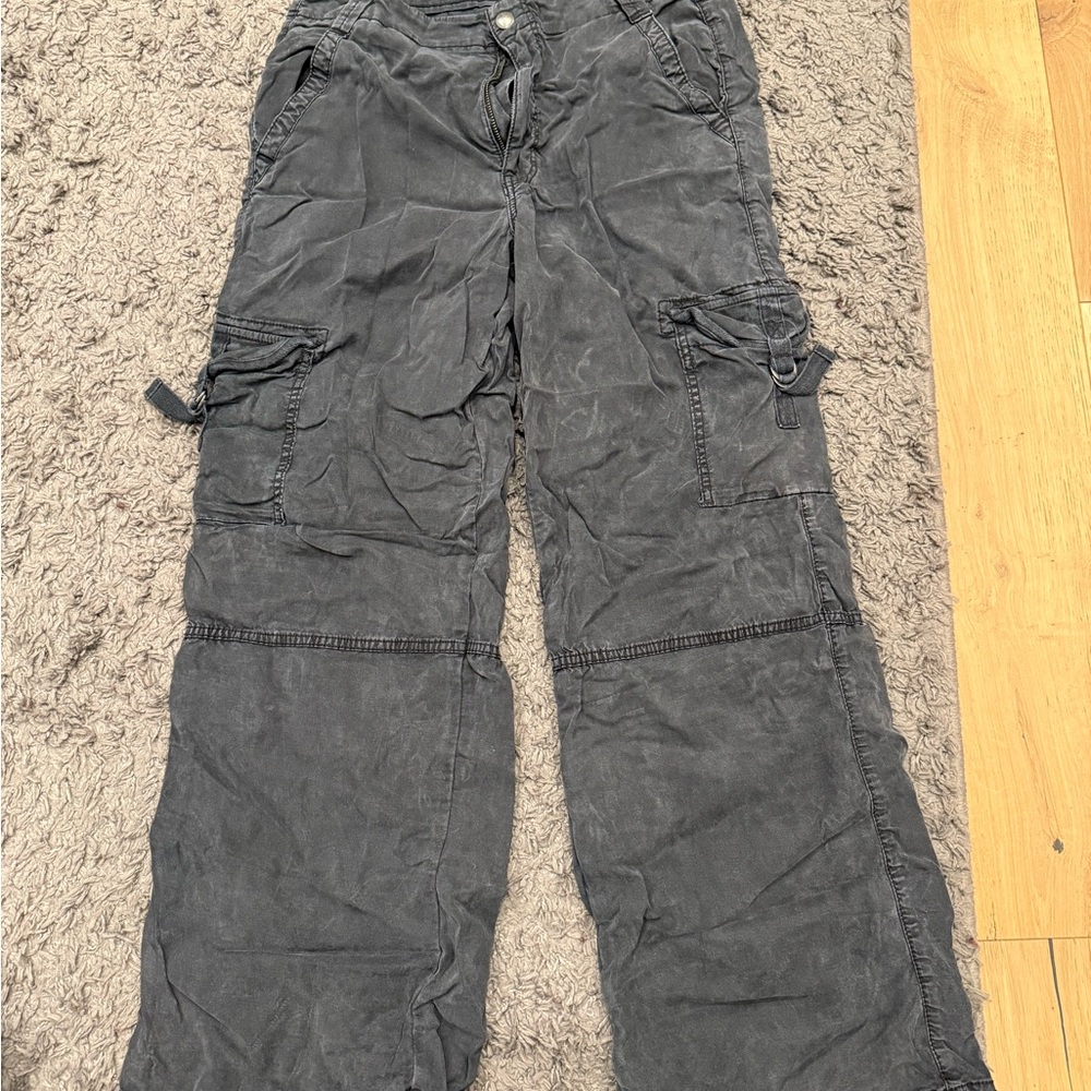 American Eagle Outfitters Gray Cargo Jeans